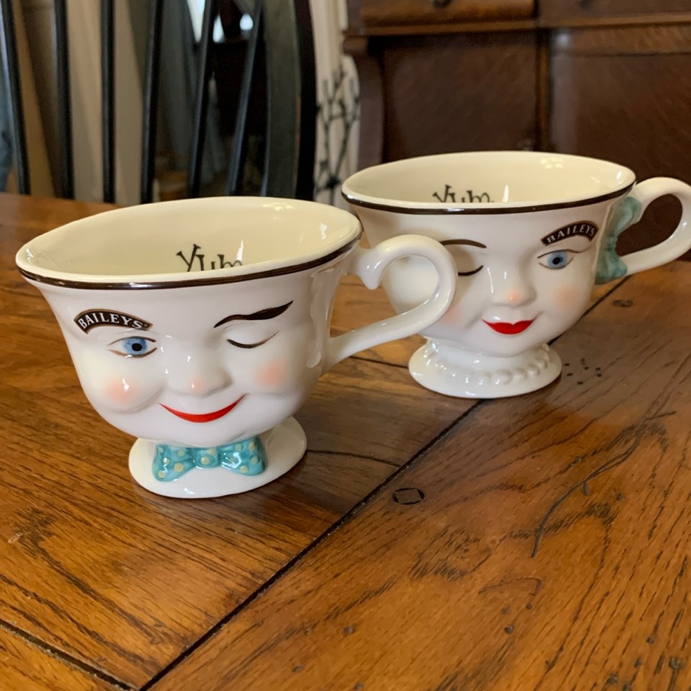 Vintage Bailey’s Irish Cream mugs